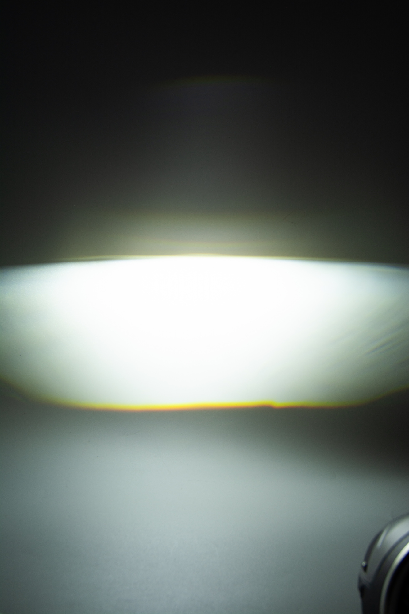 ��-��� (Bi-Led) ����� X-LED � ��������������� ���� X3FL 3.0 5500�